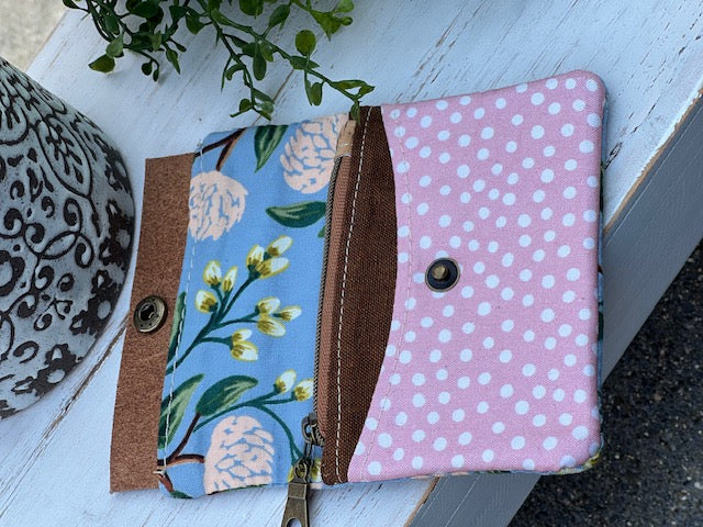 Minimalist Wallet Pattern - Small Size Blue Floral