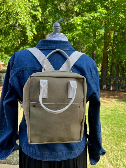 The Poppie - Explorer - Backpack - Canvas - Small Size - Travel - Gift Idea