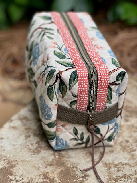 Dopp Kit - Cream Floral