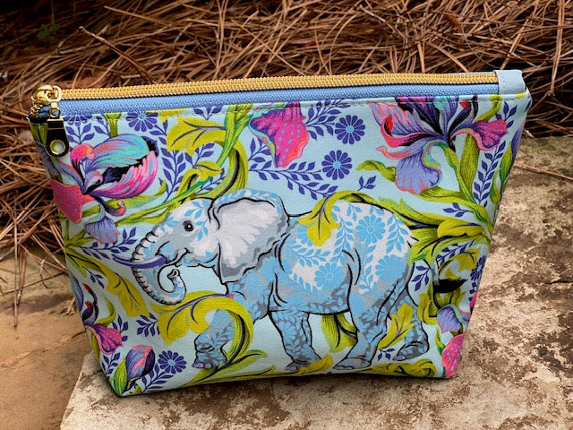 Elephant Zipper Pouch