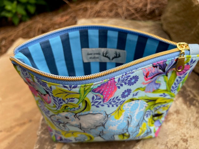 Elephant Zipper Pouch