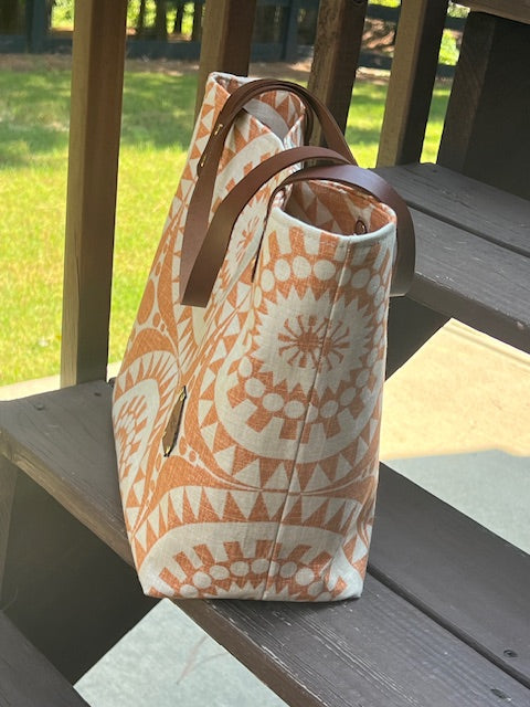 Market Tote- Clay Aztec Pattern
