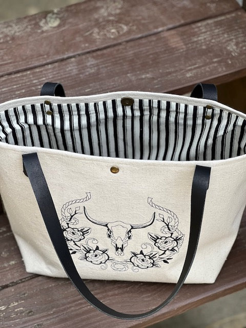 Market Tote - Embroidered Skull On Canvas