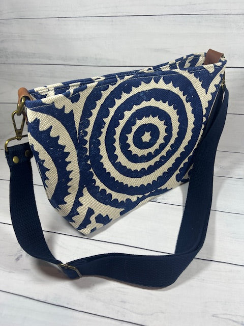 Navy/Natural Graphic Circles Crossbody Bag