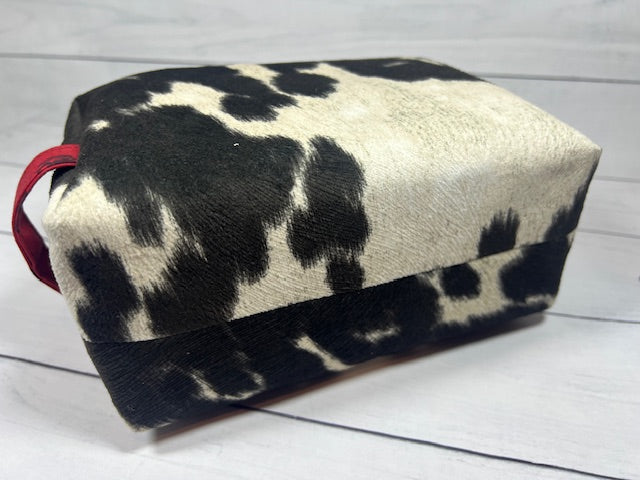 Black White Faux Cowhide Diamond Pull Med Dopp Kit, Travel Bag