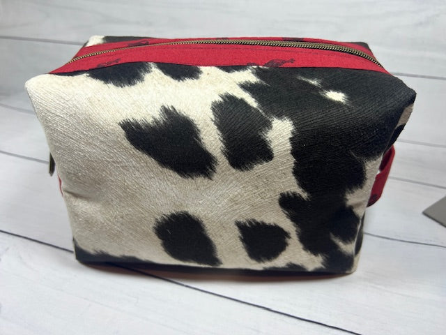 Black White Faux Cowhide Diamond Pull Med Dopp Kit, Travel Bag